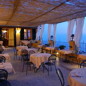 ** Aparthotel Il Borgo Di Campi Italië